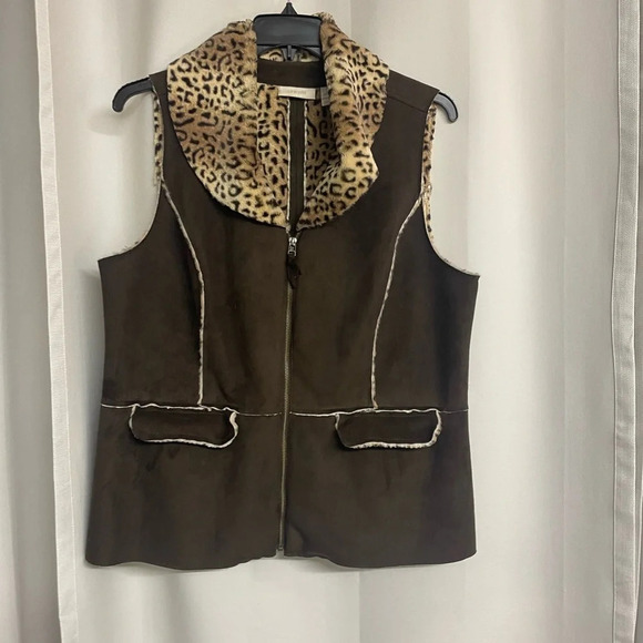 Chico’s vest size 2(Chicos size) brown with leopard collar and lining - Picture 1 of 6